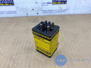 Gebruikte Gasklep Stelmotor Mercedes C (W202) 2.5 C-250 D Prijs € 30,25 Inclusief btw aangeboden door Autoparts Van De Velde