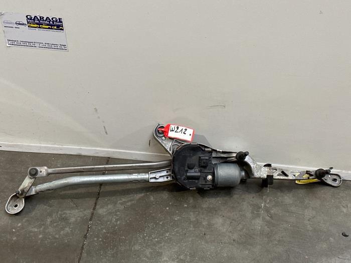 Wiper motor + mechanism Mercedes E-Klasse