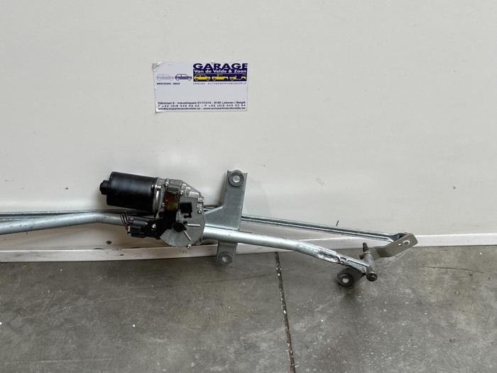 Mecanismo y motor de limpiaparabrisas Mercedes Vito