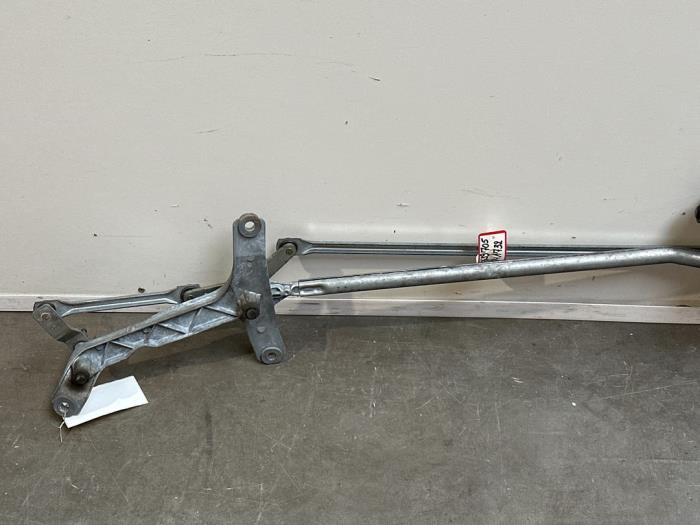 Wiper motor + mechanism Mercedes Vito