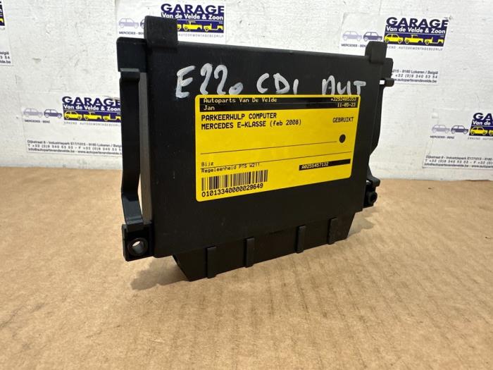 Ordenador asistencia de estacionamiento Mercedes E-Klasse