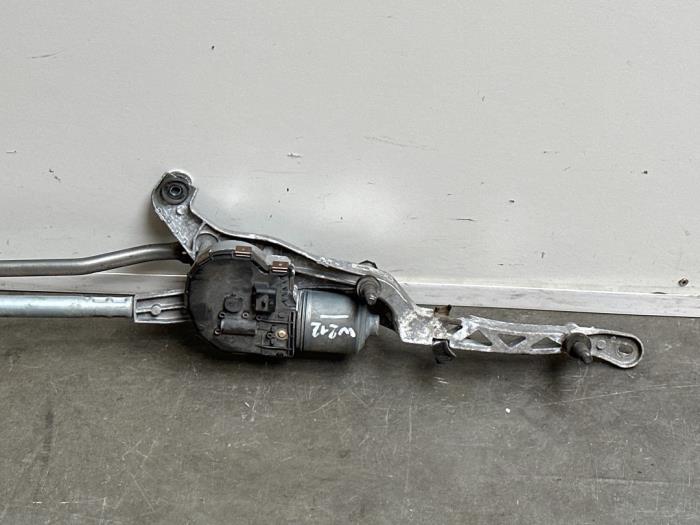 Wiper motor + mechanism Mercedes E-Klasse
