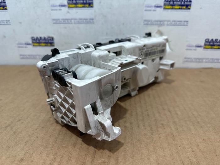 Panneau de commandes chauffage Mercedes A-Klasse