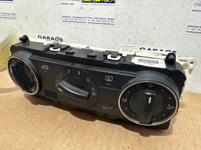 Panneau de commandes chauffage Mercedes A-Klasse
