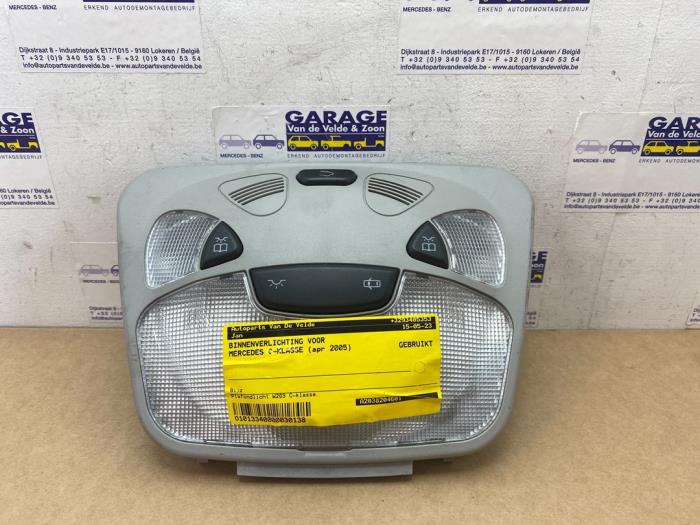 Luz interior delante Mercedes C-Klasse