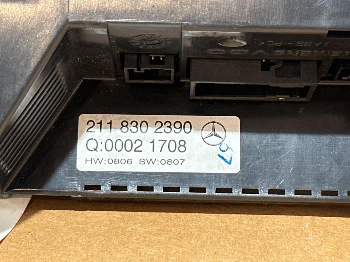 Panneau de commandes chauffage Mercedes E-Klasse