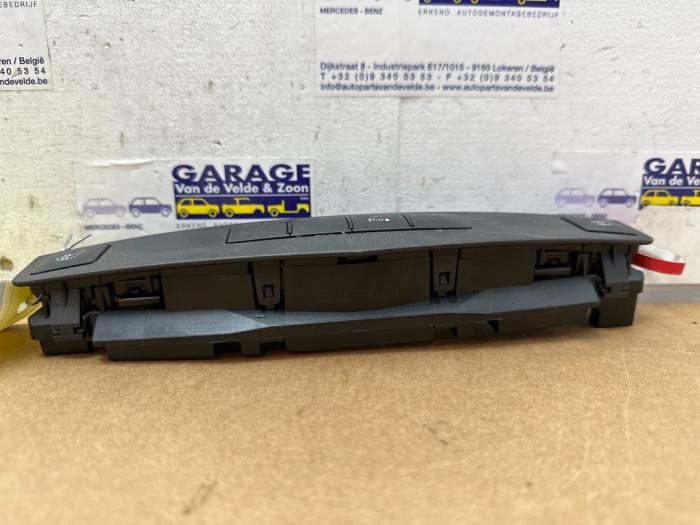 Sterowanie komputera pokladowego Mercedes C-Klasse