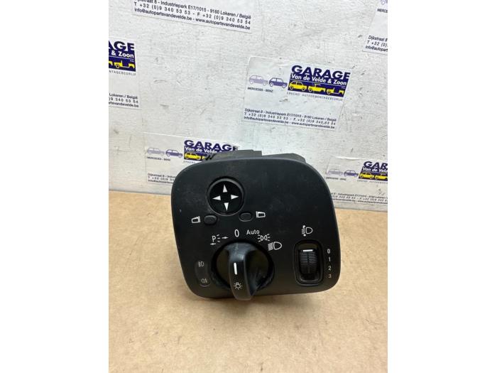 Przelacznik swiatel Mercedes C-Klasse