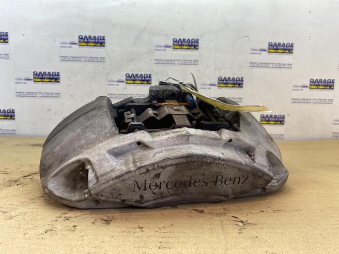 Pinza de freno derecha delante Mercedes C-Klasse