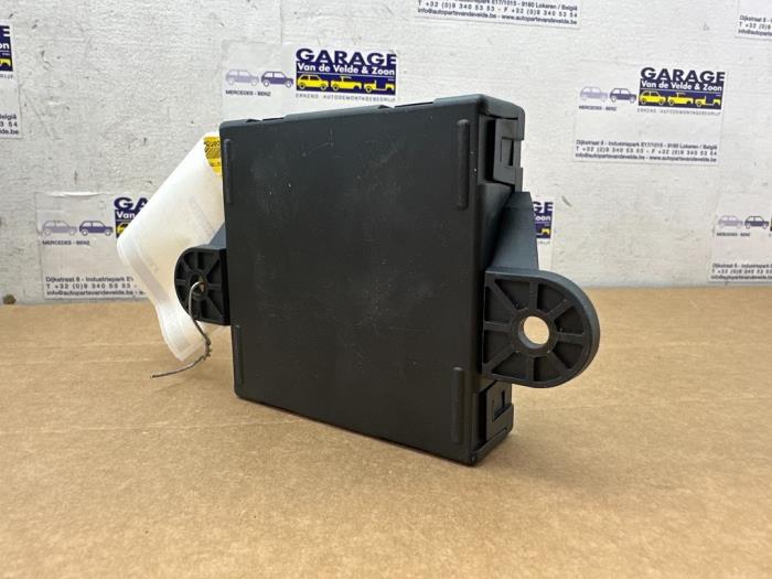 Módulo de cierre centralizado Mercedes E-Klasse