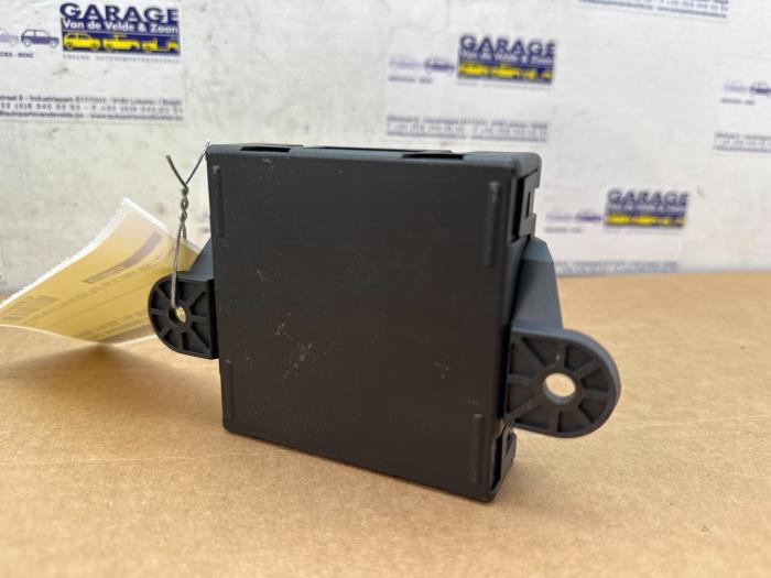 Módulo de cierre centralizado Mercedes E-Klasse