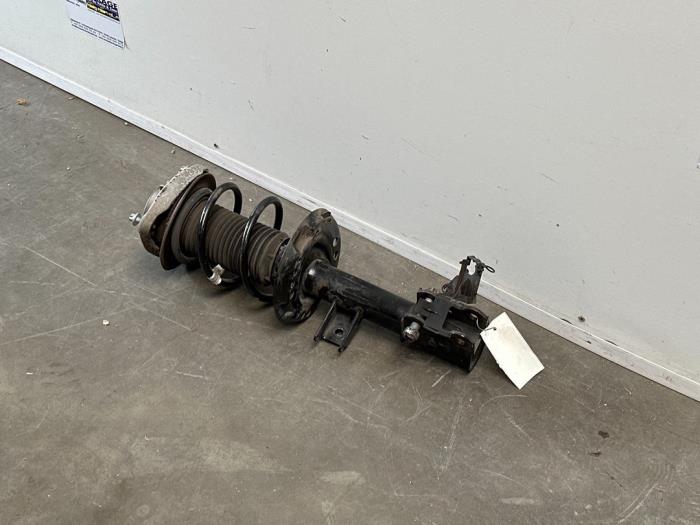 Fronts shock absorber, left Mercedes B-Klasse