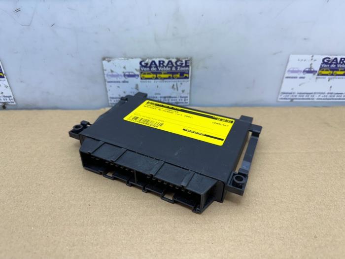 Ordinateur aide au stationnement Mercedes ML-Klasse