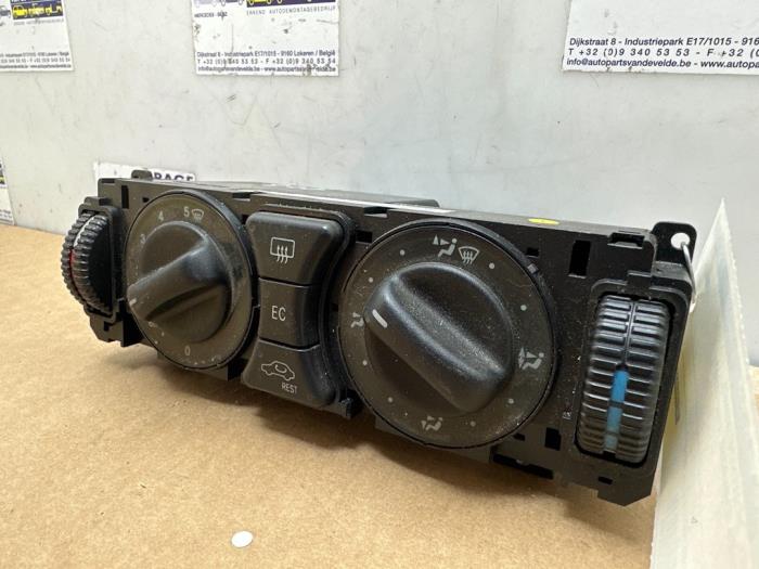 Panneau de commandes chauffage Mercedes E-Klasse