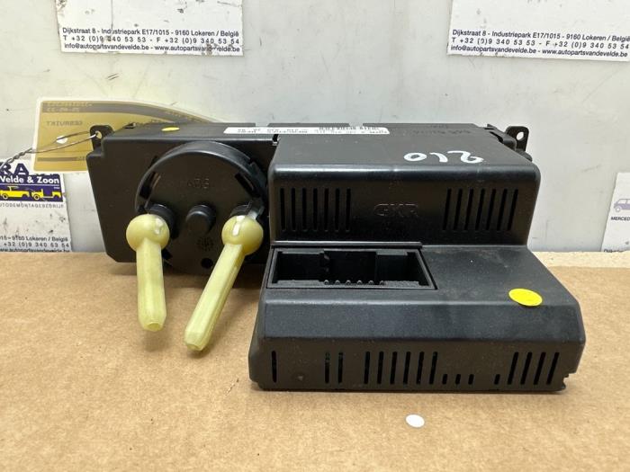 Panneau de commandes chauffage Mercedes E-Klasse