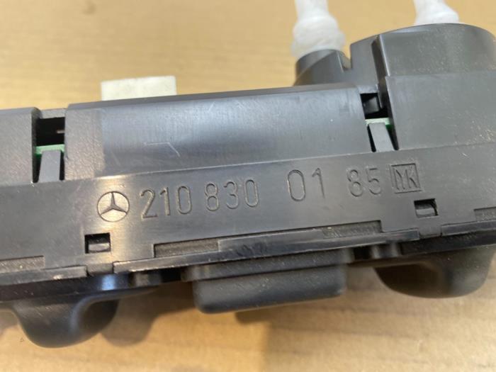 Panneau de commandes chauffage Mercedes E-Klasse