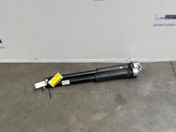 Shock absorber kit Mercedes B-Klasse