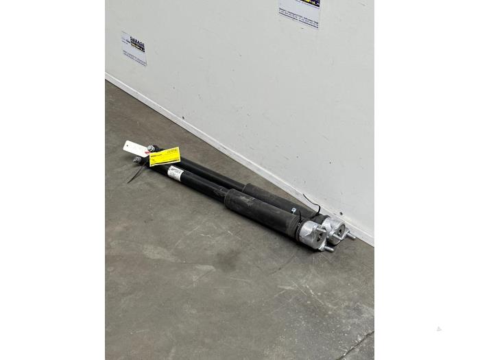 Shock absorber kit Mercedes B-Klasse