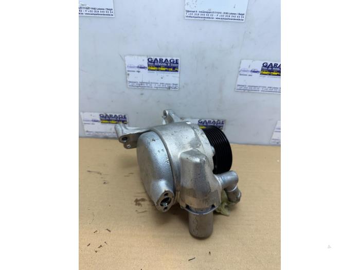 Pompa wspomagania kierownicy Mercedes ML-Klasse