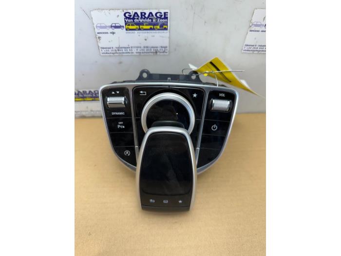 Sterowanie komputera pokladowego Mercedes C-Klasse