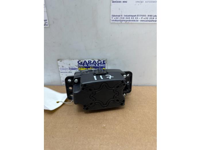 On-board computer controller Mercedes A-Klasse