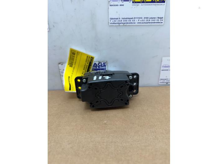 On-board computer controller Mercedes A-Klasse