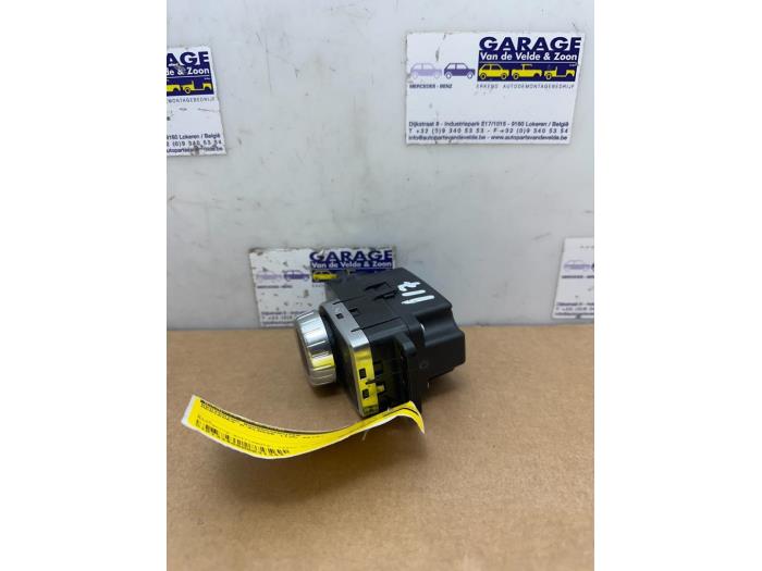 On-board computer controller Mercedes A-Klasse