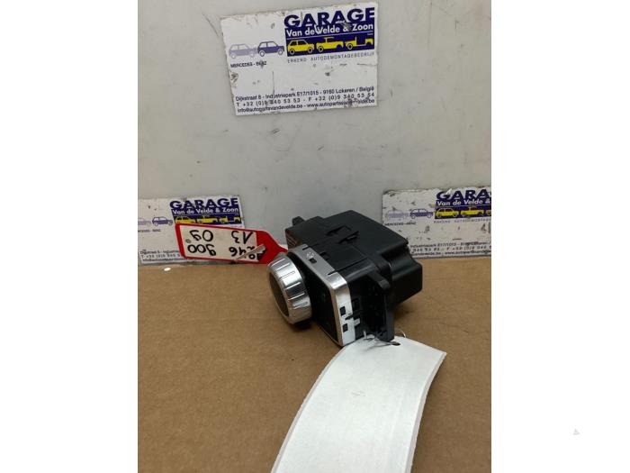 On-board computer controller Mercedes A-Klasse