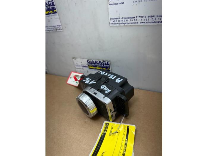 On-board computer controller Mercedes A-Klasse