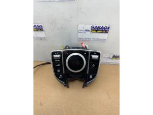 Gebruikte Bediening boordcomputer Mercedes C (C205) C-200 2.0 16V 4-Matic Prijs € 90,75 Inclusief btw aangeboden door Autoparts Van De Velde