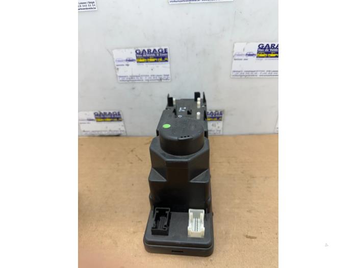 Central locking motor Mercedes CLK