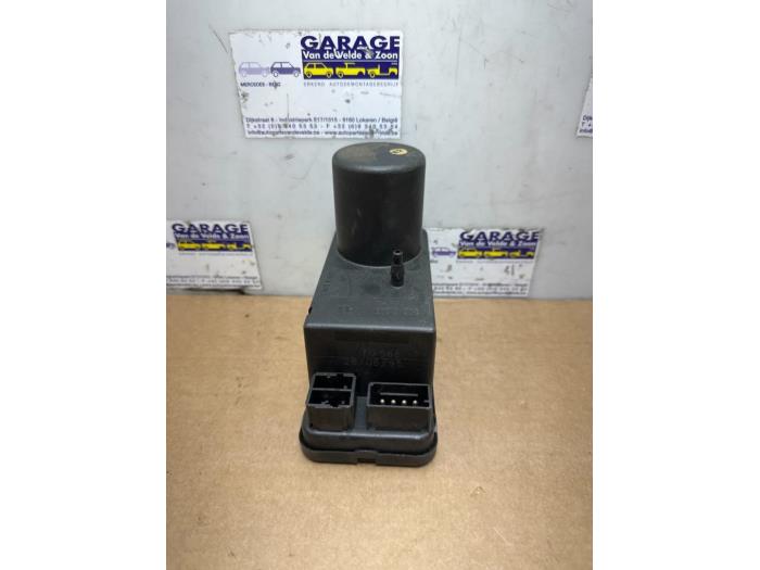 Central door locking module Mercedes C-Klasse