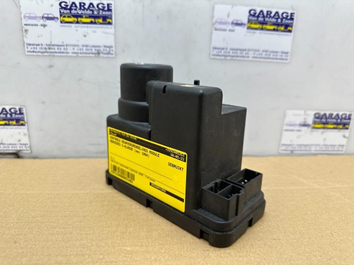 Modul centralnego zamka Mercedes C-Klasse