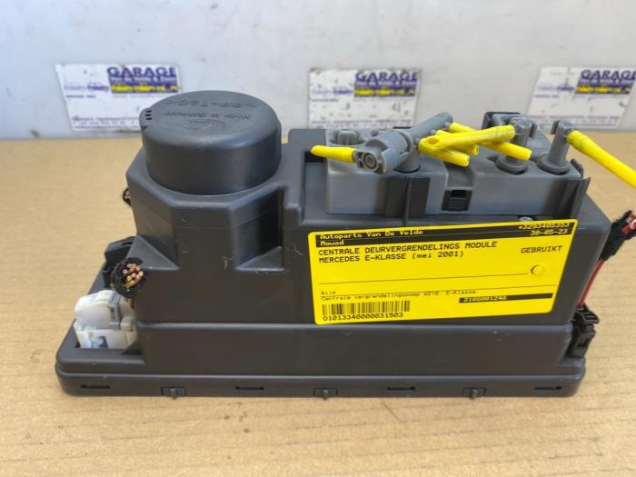 Modul centralnego zamka Mercedes E-Klasse