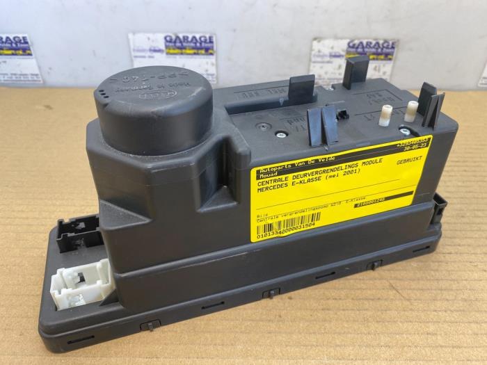 Modul centralnego zamka Mercedes E-Klasse