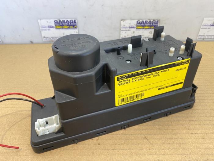 Modul centralnego zamka Mercedes E-Klasse