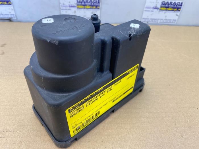 Modul centralnego zamka Mercedes C-Klasse