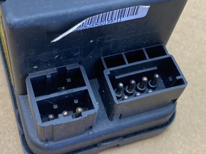 Modul centralnego zamka Mercedes C-Klasse