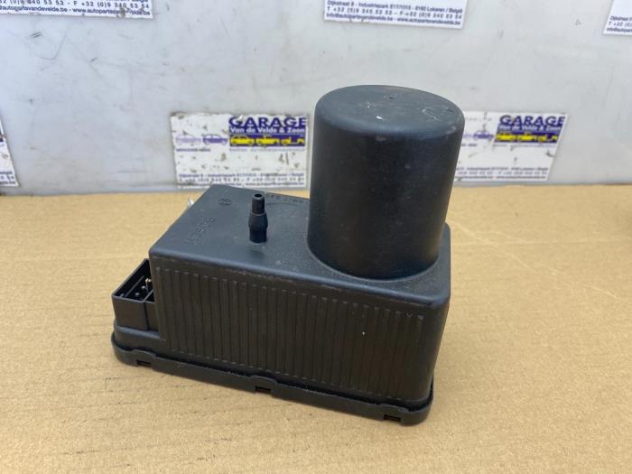 Modul centralnego zamka Mercedes C-Klasse