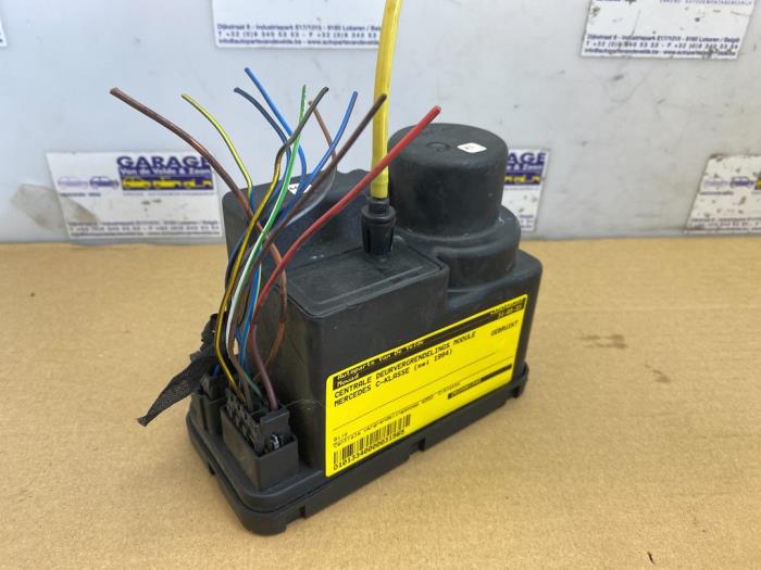 Modul centralnego zamka Mercedes C-Klasse