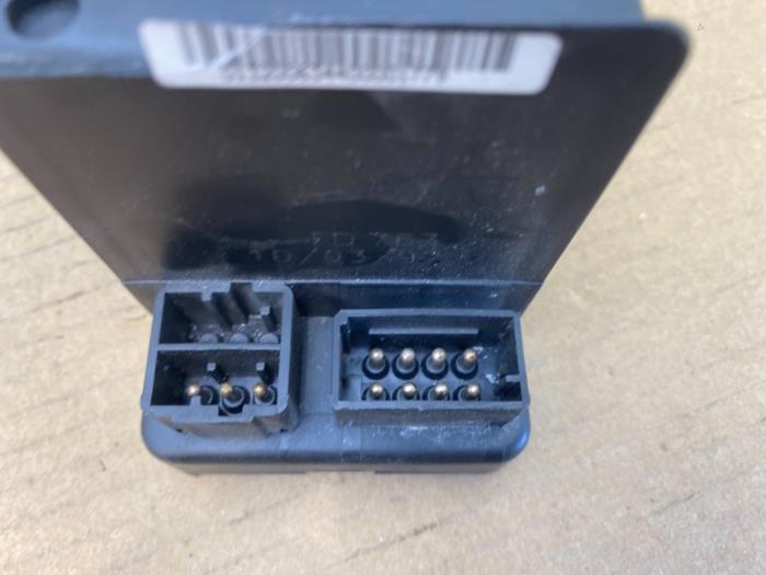 Módulo de cierre centralizado Mercedes C-Klasse