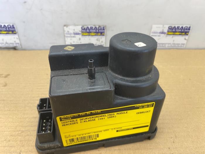 Modul centralnego zamka Mercedes C-Klasse