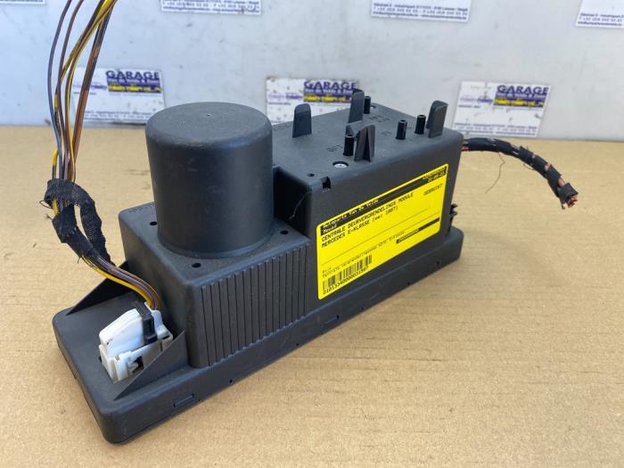 Modul centralnego zamka Mercedes E-Klasse