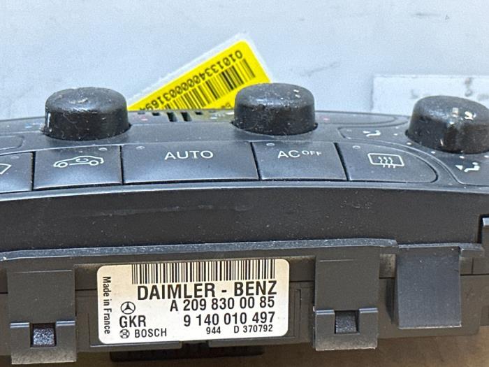 Panneau de commandes chauffage Mercedes C-Klasse