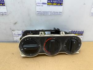 Gebruikte Kachel Bedieningspaneel Mercedes Vito (638.0) 2.3 110D Prijs € 48,40 Inclusief btw aangeboden door Autoparts Van De Velde