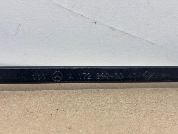 Scheibenwischerarm vorne Mercedes SLK