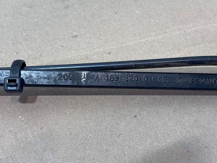 Front wiper arm Mercedes A-Klasse