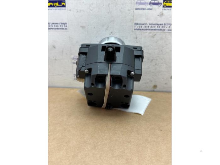 On-board computer controller Mercedes C-Klasse