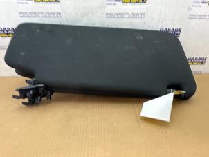 Gebruikte Zonneklep set Mercedes C Estate (S204) 2.2 C-180 CDI 16V BlueEFFICIENCY Prijs € 24,20 Inclusief btw aangeboden door Autoparts Van De Velde