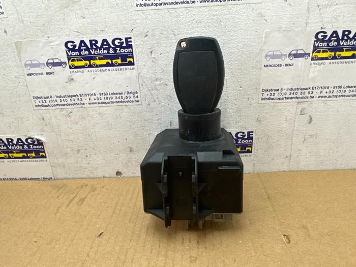 Ignition lock + computer Mercedes Vito